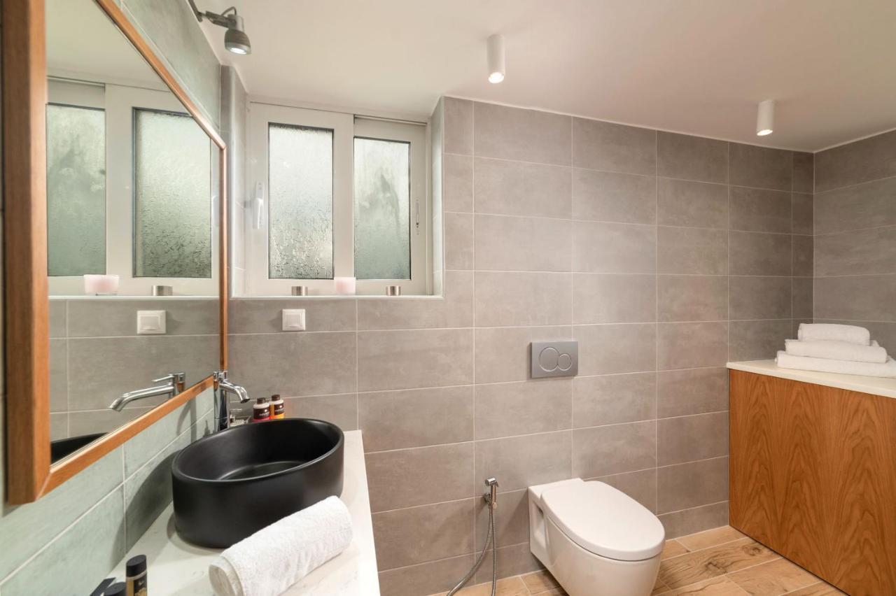 Chrysallis With Heated Pool