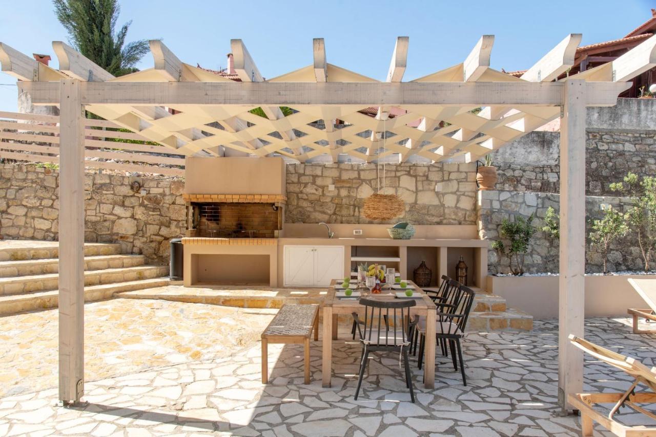 Chrysallis With Heated Pool Villa