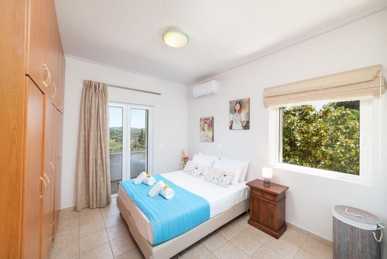 Villa Chrysallis With Heated Pool *